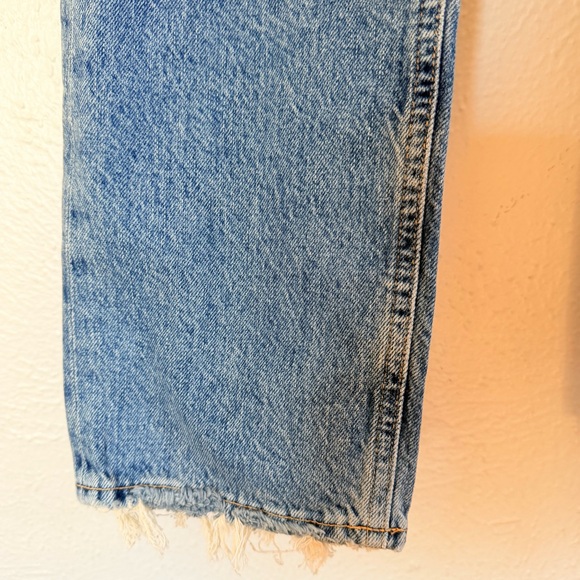 Agolde Riley medium wash straight leg jean - Picture 6 of 11